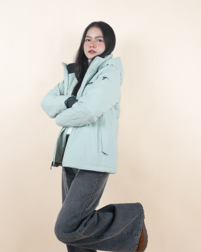 เช่าเสื้อขนห่าน Columbia Titanium Omni-Tech Down