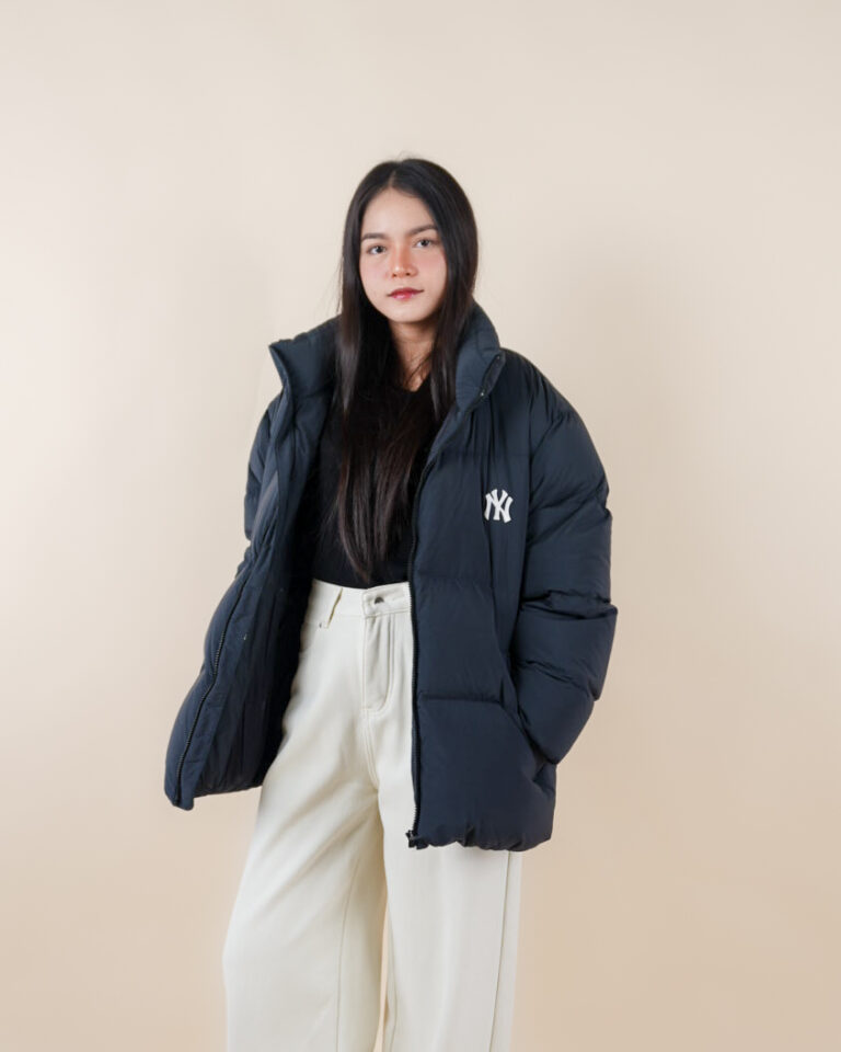 เช่าเสื้อกันหนาวขนเป็ด MLB Old Flower Down Jacket