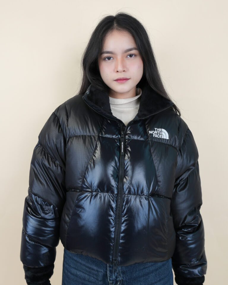 เช่าเสื้อกันหนาวขนเป็ด The North Face WAVE RDS Down สีดำ