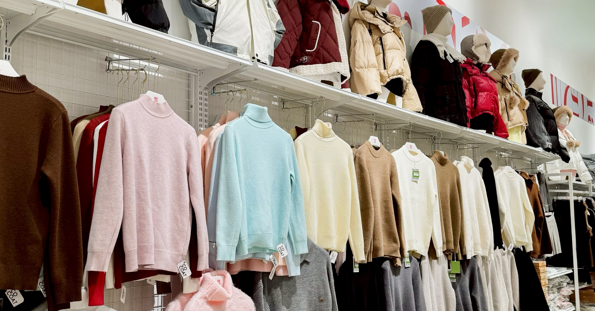 เสื้อไหมพรมหลายสไตล์สำหรับลุคใหม่ในแต่ละทริป